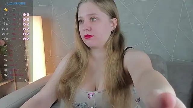 Megan Violer online show from December 11, 3:26 pm