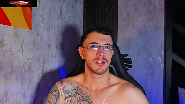 CodyWalkerR online show from June 23, 5:44 pm