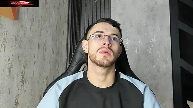CodyWalkerR online show from July 10, 5:37 pm