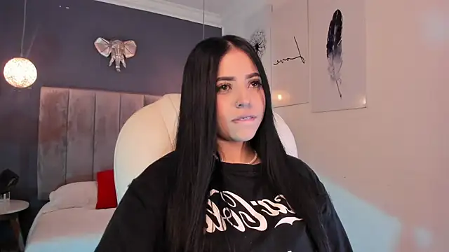 Maaiitee online show from March 2, 3:48 pm