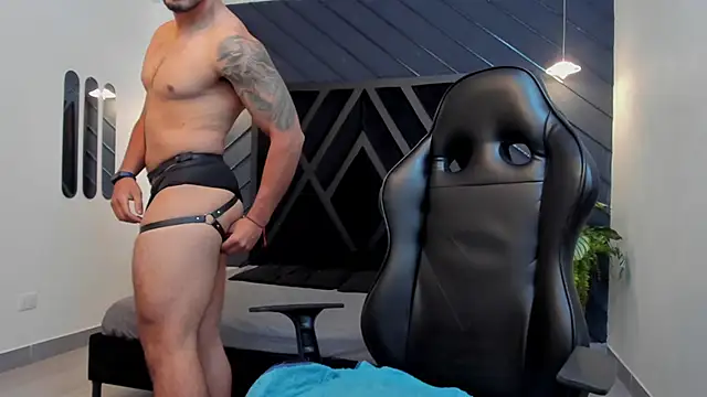 Liam Kleiin online show from October 25, 11:29 am