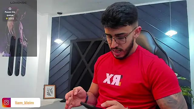 Liam Kleiin online show from November 5, 11:21 am