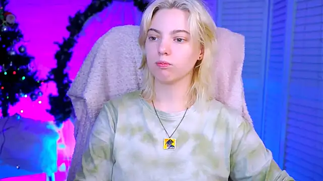 Snapshot of RocKStone_ chatting on December 26, 4:21 am RocKStone  online show from December 26, 4:21 am