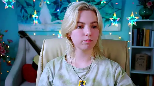 Snapshot of RocKStone_ chatting on December 26, 10:26 am RocKStone  online show from December 26, 10:26 am