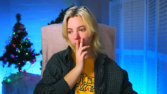 Snapshot of RocKStone_ chatting on January 7, 4:08 am RocKStone  online show from January 7, 4:08 am