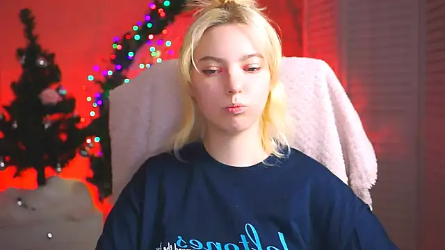 Snapshot of RocKStone_ chatting on January 11, 10:19 am RocKStone  online show from January 11, 10:19 am