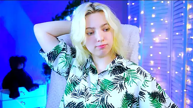 Snapshot of RocKStone_ chatting on January 18, 10:28 am RocKStone  online show from January 18, 10:28 am