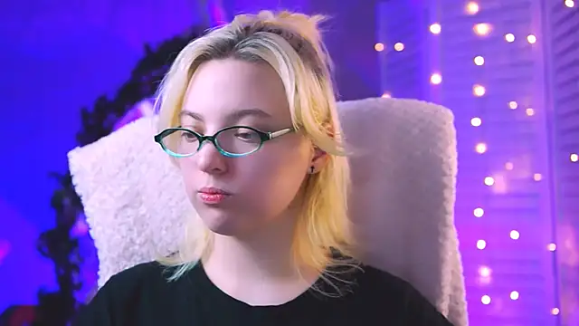 Snapshot of RocKStone_ chatting on January 21, 10:30 am RocKStone  online show from January 21, 10:30 am