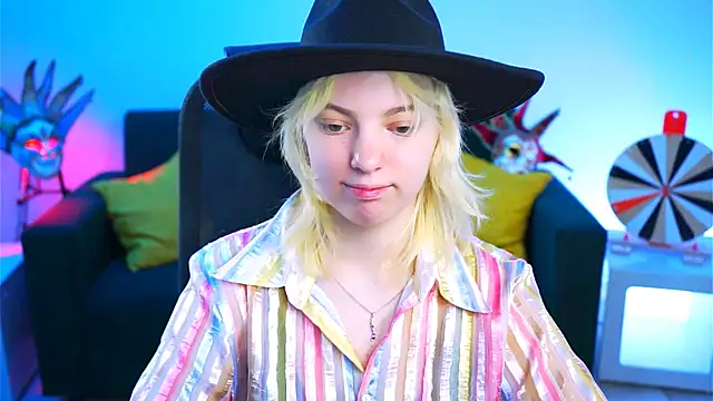 Snapshot of RocKStone_ chatting on February 5, 8:11 am RocKStone  online show from February 5, 8:11 am