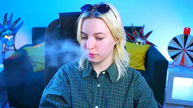 Snapshot of RocKStone_ chatting on February 5, 2:16 pm RocKStone  online show from February 5, 2:16 pm