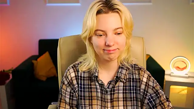 Snapshot of RocKStone_ chatting on February 7, 8:11 am RocKStone  online show from February 7, 8:11 am