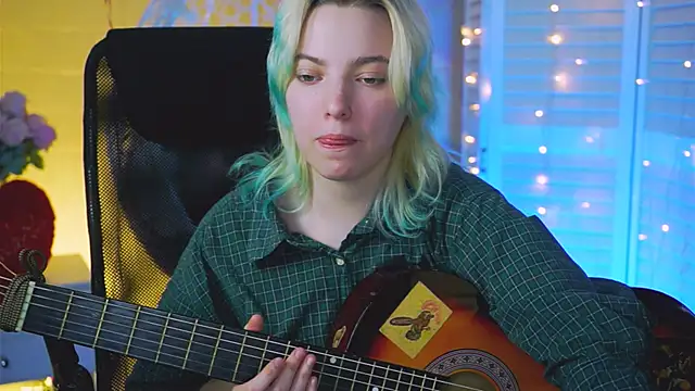 Snapshot of RocKStone_ chatting on February 18, 11:44 am RocKStone  online show from February 18, 11:44 am