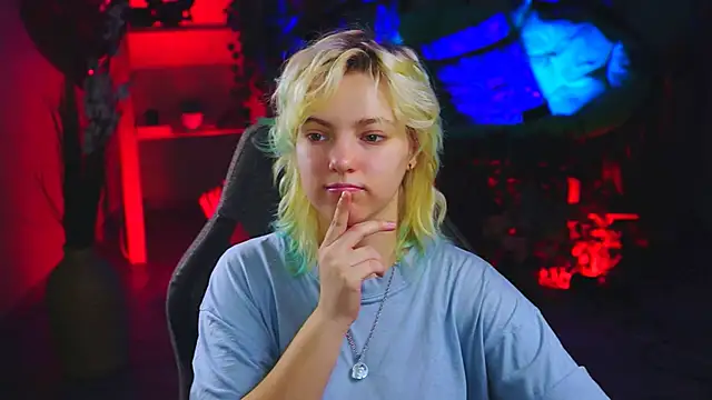 Snapshot of RocKStone_ chatting on February 19, 4:12 am RocKStone  online show from February 19, 4:12 am