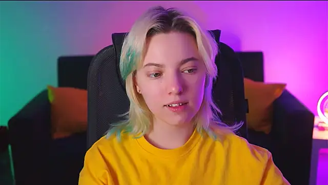 Snapshot of RocKStone_ chatting on February 21, 4:07 am RocKStone  online show from February 21, 4:07 am