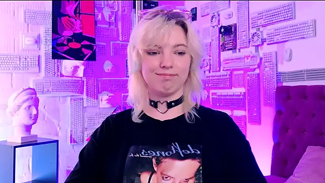 Snapshot of RocKStone_ chatting on March 9, 7:23 am RocKStone  online show from March 9, 7:23 am