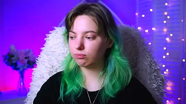 Snapshot of RocKStone_ chatting on October 11, 4:33 am RocKStone  online show from October 11, 4:33 am