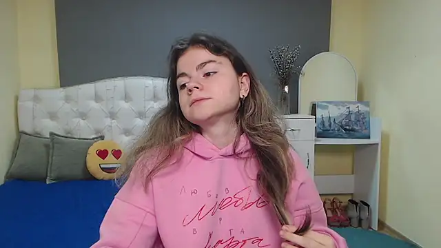 TinaRedly online show from November 7, 6:46 am