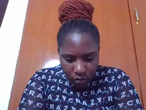 Snapshot of Whimsicalwillow chatting on February 26, 12:38 am Whimsicalwillow online show from February 26, 12:38 am