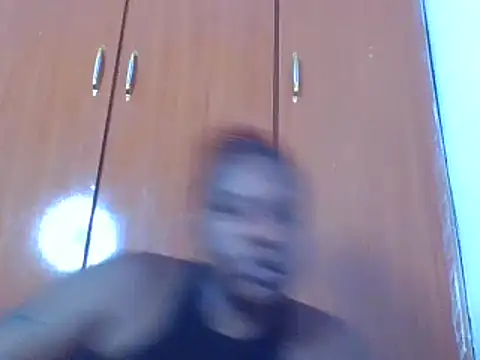 Snapshot of Whimsicalwillow chatting on February 27, 1:05 am Whimsicalwillow online show from February 27, 1:05 am