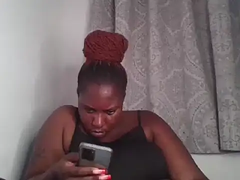 Snapshot of Whimsicalwillow chatting on February 28, 1:26 am Whimsicalwillow online show from February 28, 1:26 am