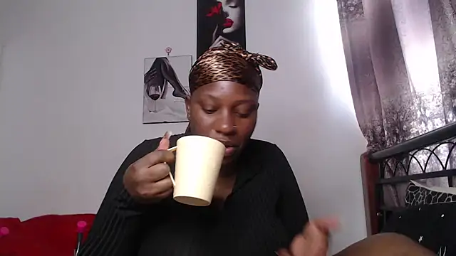 Snapshot of Whimsicalwillow chatting on September 18, 10:39 am Whimsicalwillow online show from September 18, 10:39 am