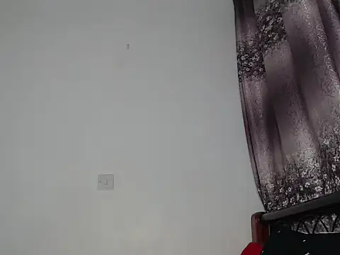 Whimsicalwillow online show from April 16, 6:19 pm