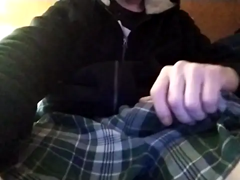 Snapshot of elmerfuddin87 chatting on March 13, 1:12 am elmerfuddin87 online show from March 13, 1:12 am