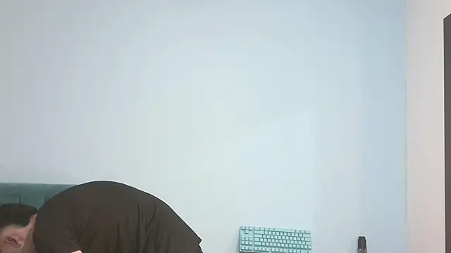  Thomas hot  online show from May 11, 5:13 am