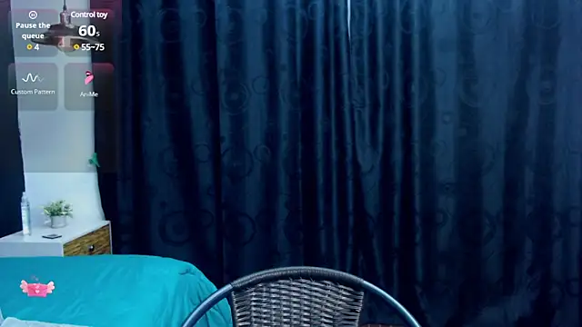 Snapshot of megan_collins96 chatting on February 11, 10:07 pm megan collins96 online show from February 11, 10:07 pm