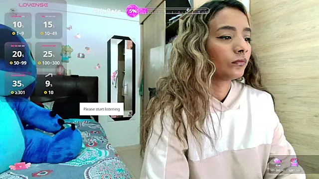 Snapshot of megan_collins96 chatting on October 13, 12:27 pm megan collins96 online show from October 13, 12:27 pm