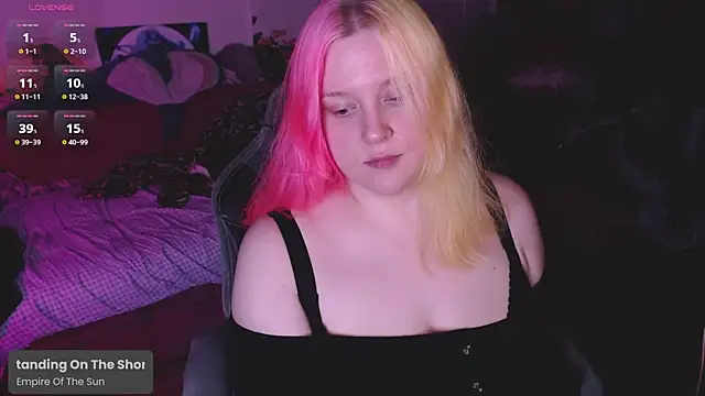 lissamuff online show from July 18, 3:38 pm