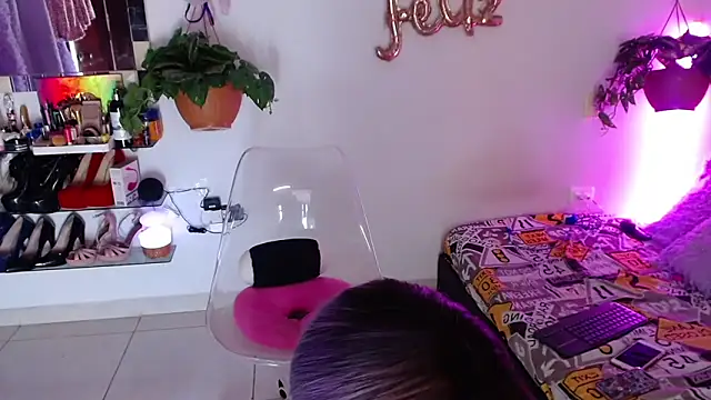 Laveneno ortiz07 online show from November 18, 11:15 pm