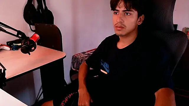 Thieves9 online show from January 12, 4:50 pm