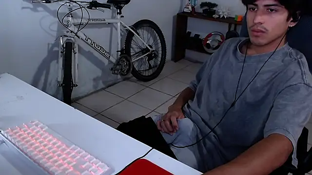 Thieves9 online show from November 4, 7:13 pm