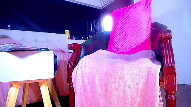 bellatrixx 69 online show from September 24, 11:24 am