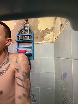 Snapshot of Osiiriis chatting on January 16, 6:06 pm Osiiriis online show from January 16, 6:06 pm