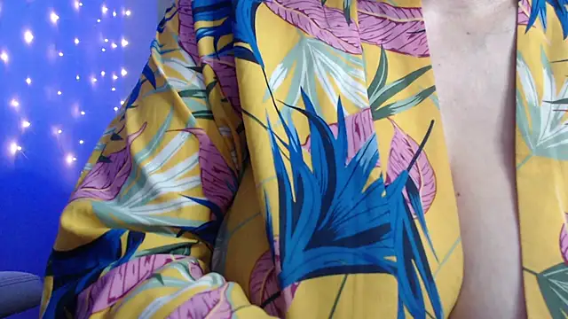 Snapshot of missdaniels chatting on January 23, 2:23 am missdaniels online show from January 23, 2:23 am