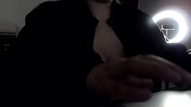 Snapshot of missdaniels chatting on November 6, 2:56 am missdaniels online show from November 6, 2:56 am