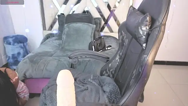 Alfresii Rivera1 online show from February 12, 1:00 am