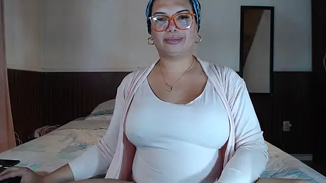 flowerdirtty online show from March 29, 10:10 pm