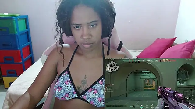 TiffanyRoouse online show from February 8, 12:38 am