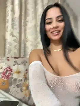 Snapshot of _adelle chatting on December 20, 12:38 pm adelle online show from December 20, 12:38 pm