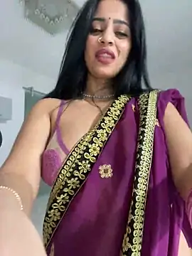 Snapshot of _adelle chatting on February 8, 11:01 am adelle online show from February 8, 11:01 am