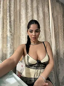 Snapshot of _adelle chatting on February 27, 12:13 pm adelle online show from February 27, 12:13 pm