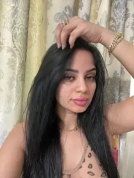  adelle online show from April 17, 11:13 am