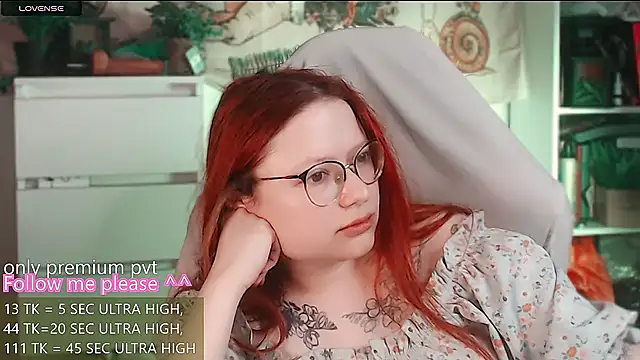 me  hanna online show from April 6, 4:46 am