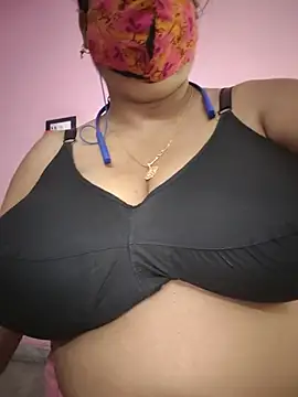 Snapshot of Kayra_34 chatting on June 26, 3:22 am Kayra 34 online show from June 26, 3:22 am