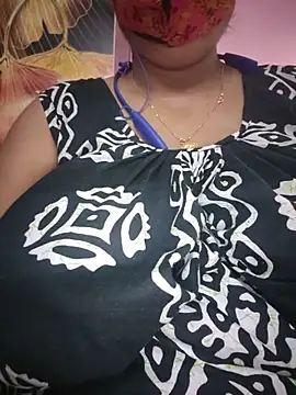 Snapshot of Kayra_34 chatting on July 10, 4:17 am Kayra 34 online show from July 10, 4:17 am