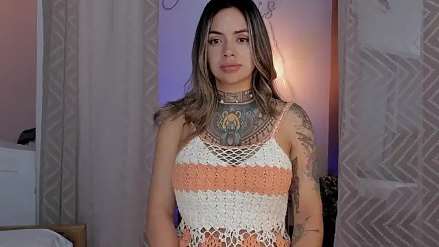 Snapshot of yandracelisofficial chatting on December 22, 5:12 am yandracelisofficial online show from December 22, 5:12 am