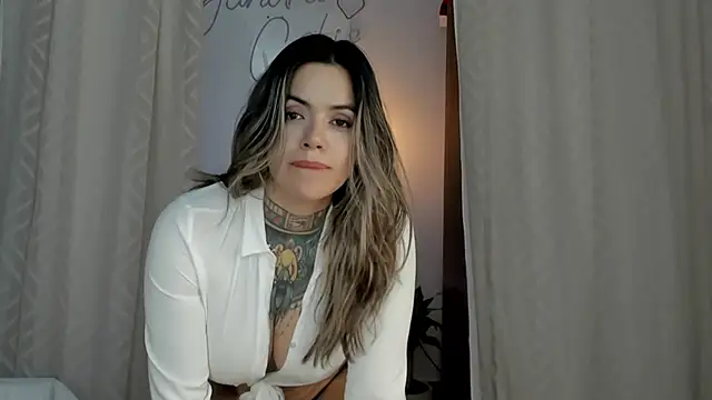 Snapshot of yandracelisofficial chatting on January 28, 5:11 am yandracelisofficial online show from January 28, 5:11 am